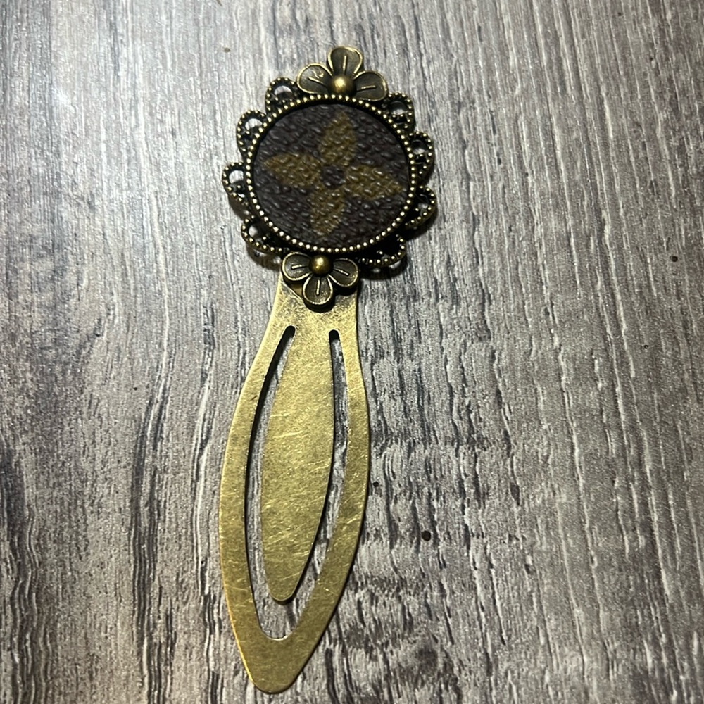 Upcycle Bookmark